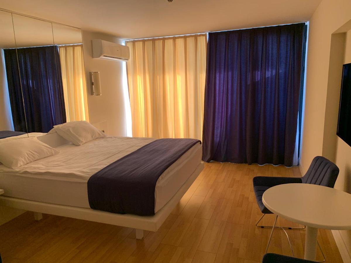 Smart Aparthotel Orbi City Batumi Ngoại thất bức ảnh