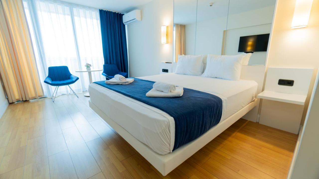 Smart Aparthotel Orbi City Batumi Ngoại thất bức ảnh