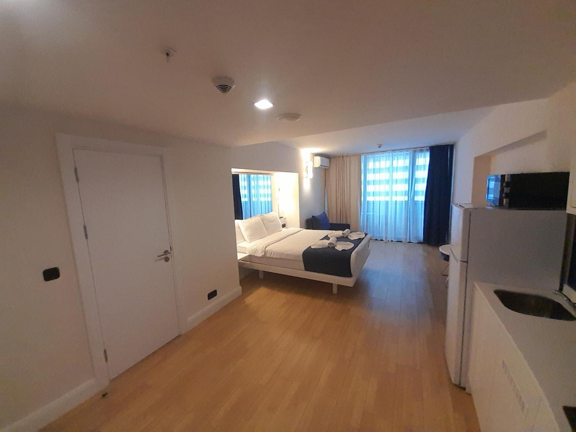 Smart Aparthotel Orbi City Batumi Ngoại thất bức ảnh